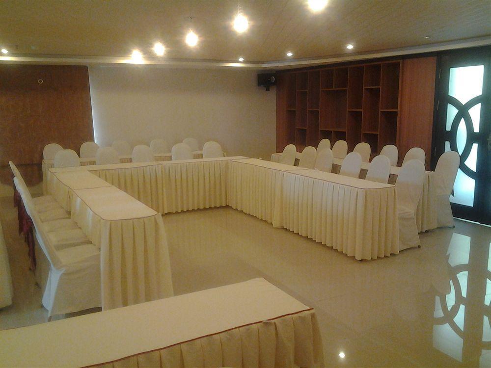 Kay Hotel Da Nang - Near Dragon Bridge Exteriör bild