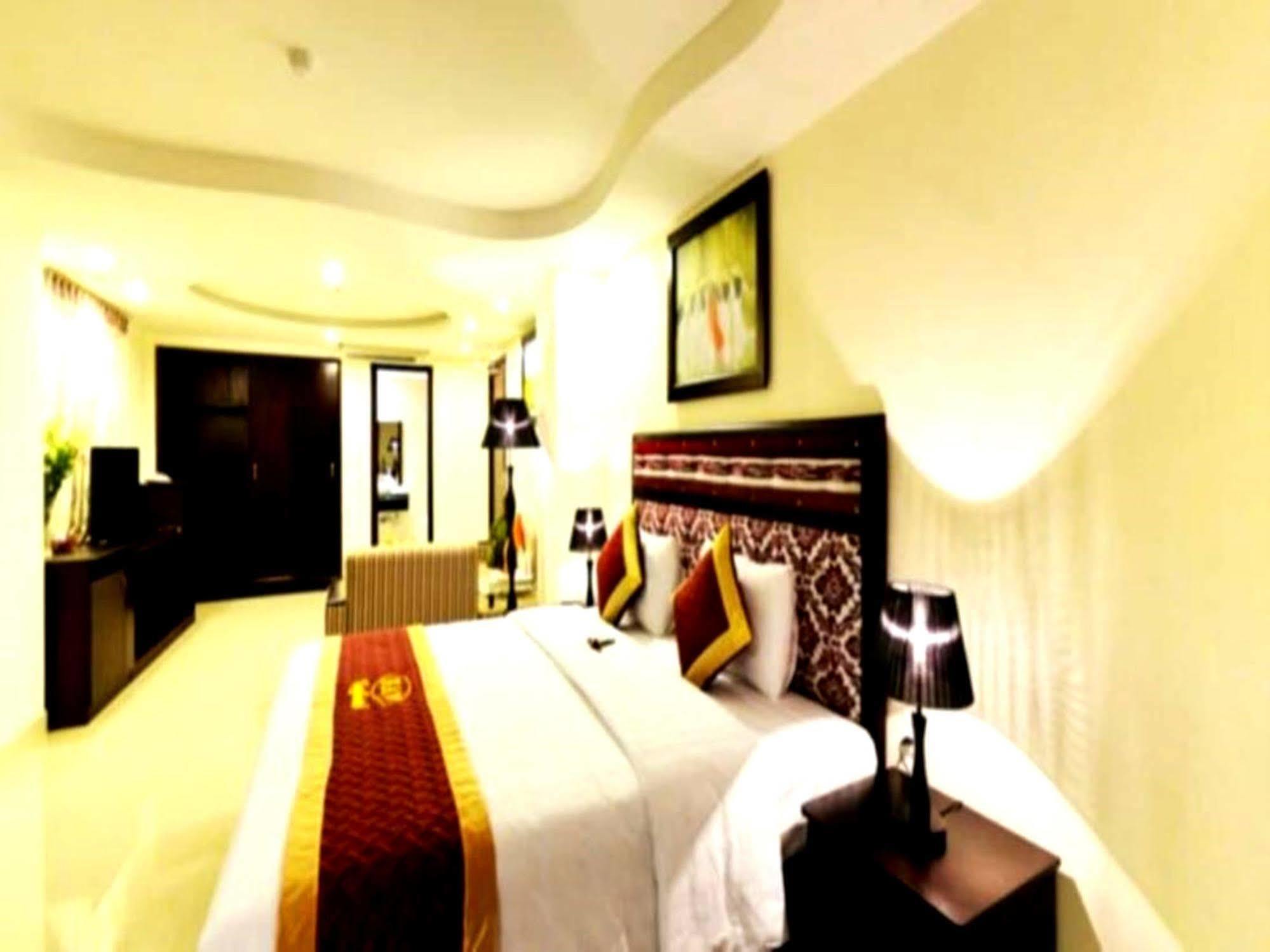 Kay Hotel Da Nang - Near Dragon Bridge Exteriör bild